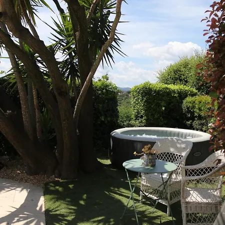 Rez De Les Feuillantines Vue Magnifique, Piscine Chauffee Privee, Jacuzzi, 
